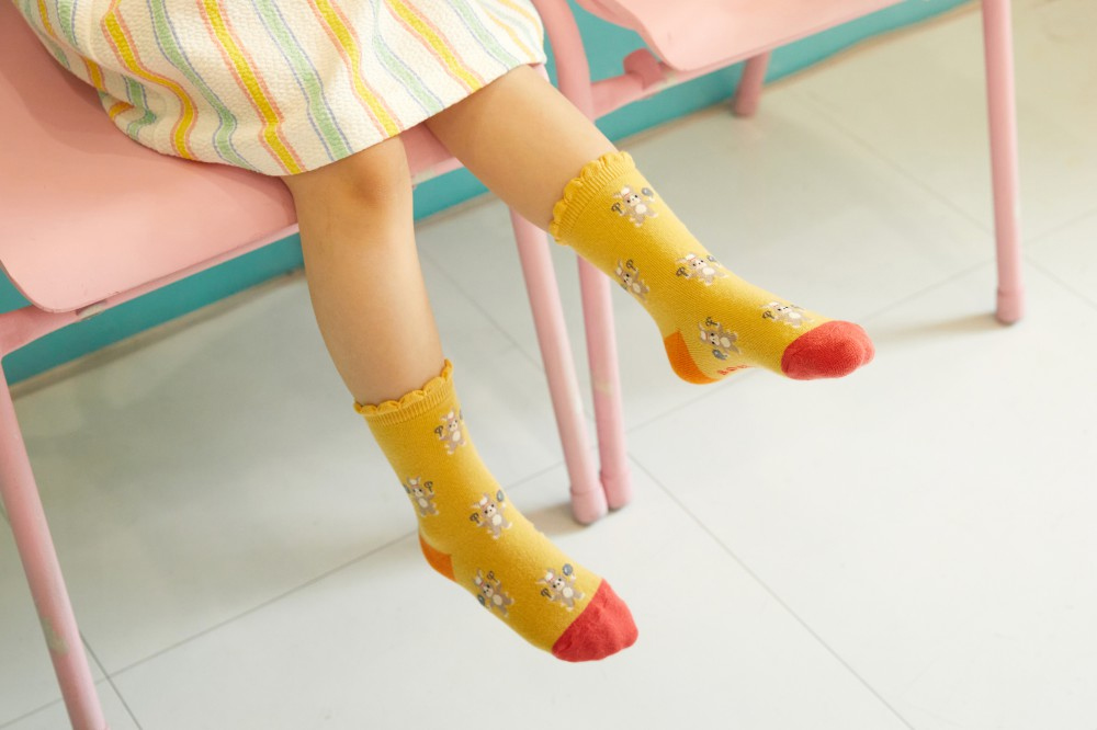 socks model image-S1L22
