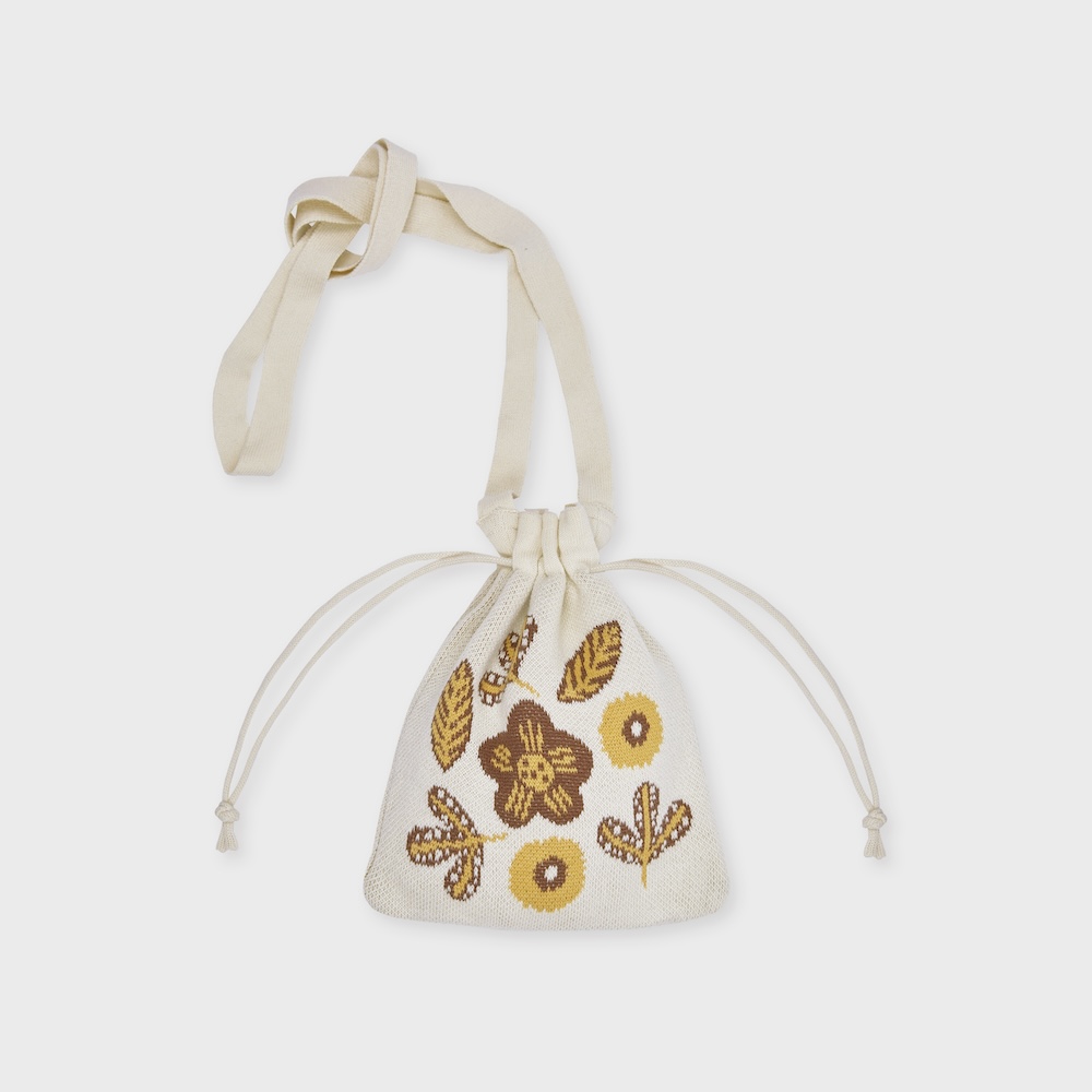 BK cotton knit cross bag floral scatter