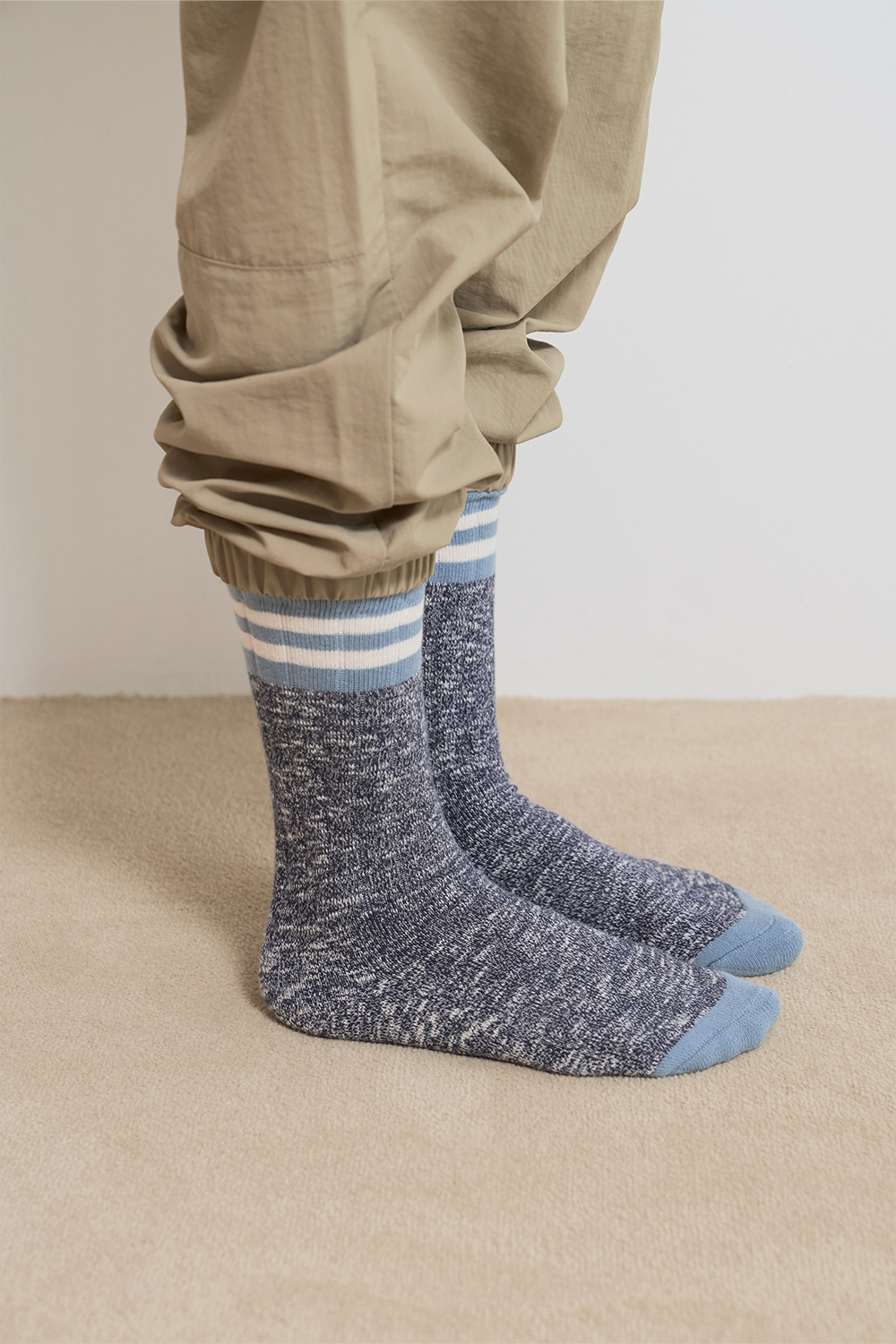 socks product image-S3L6
