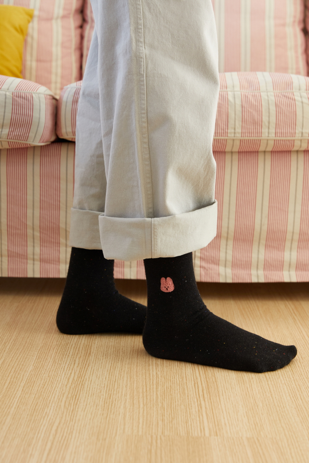 socks model image-S1L61