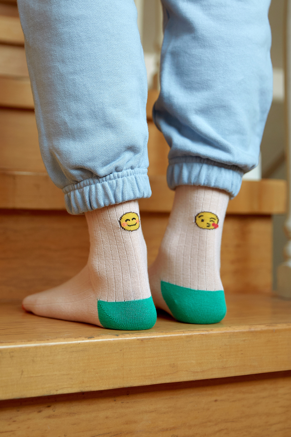 socks product image-S1L57
