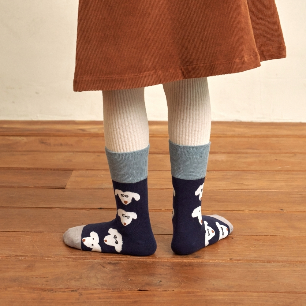 socks model image-S11L3