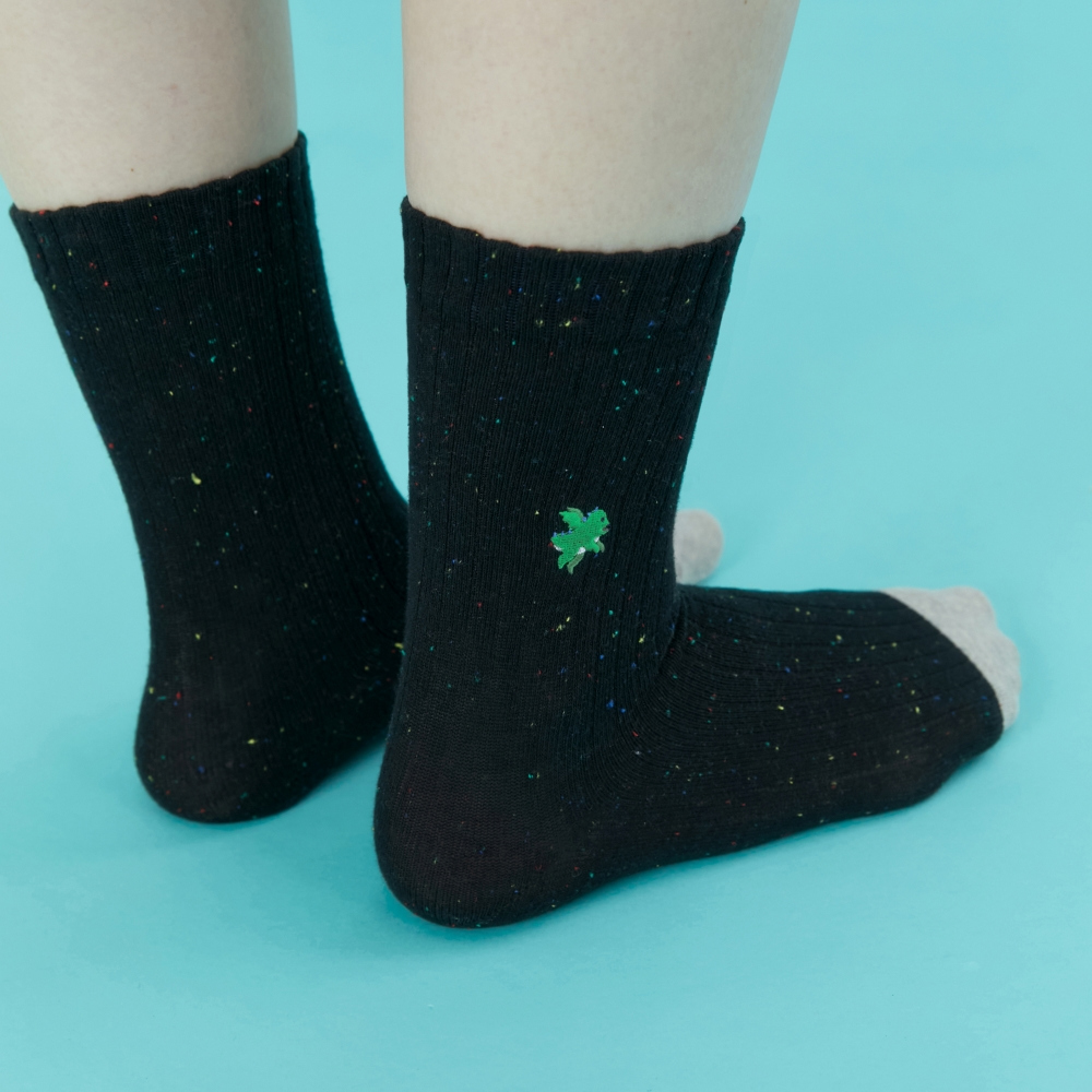 socks product image-S2L19