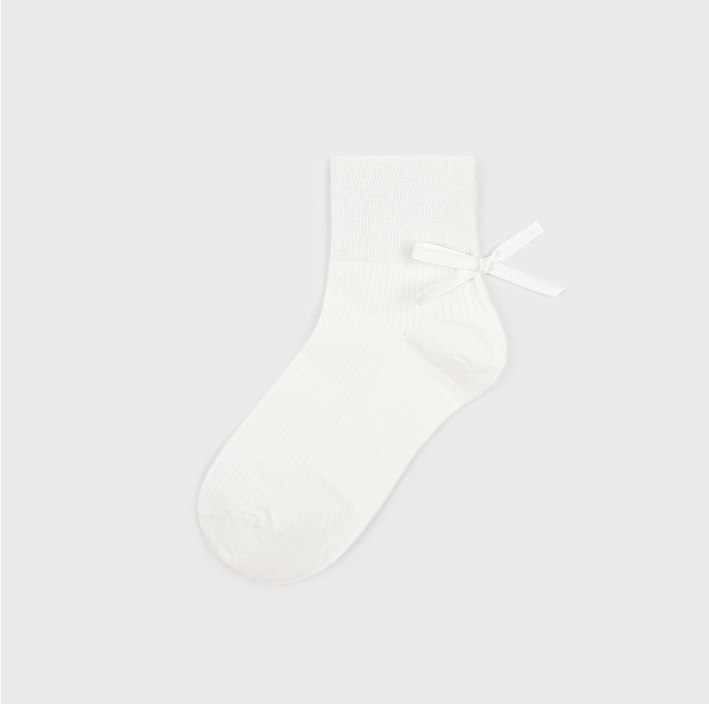 socks white color image-S20L11